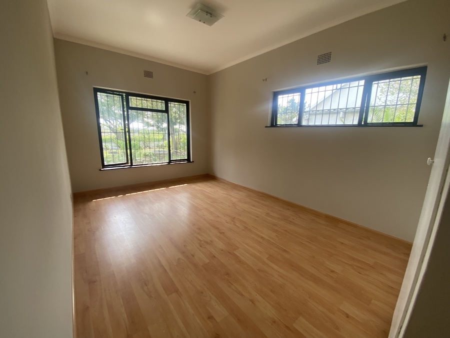 To Let 4 Bedroom Property for Rent in Milnerton Central Western Cape